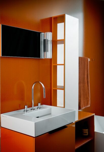 LAUFEN KARTELL ETAJERLI LAVABO SOL 600x460 MM H8103350001111