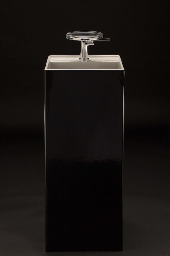 LAUFEN KARTELL KOLON AYAKLI LAVABO MONOBLOK PARLAK SIYAH 3 DELIKLI 375x435 MM H8113310201581